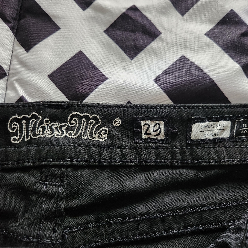 Miss Me Women's Mid-Rise Signature Skinny Jeans, Black, Size: 29 - Picture 7 of 14
